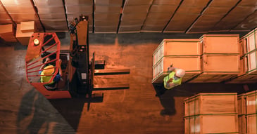 3PL warehouse operations workers