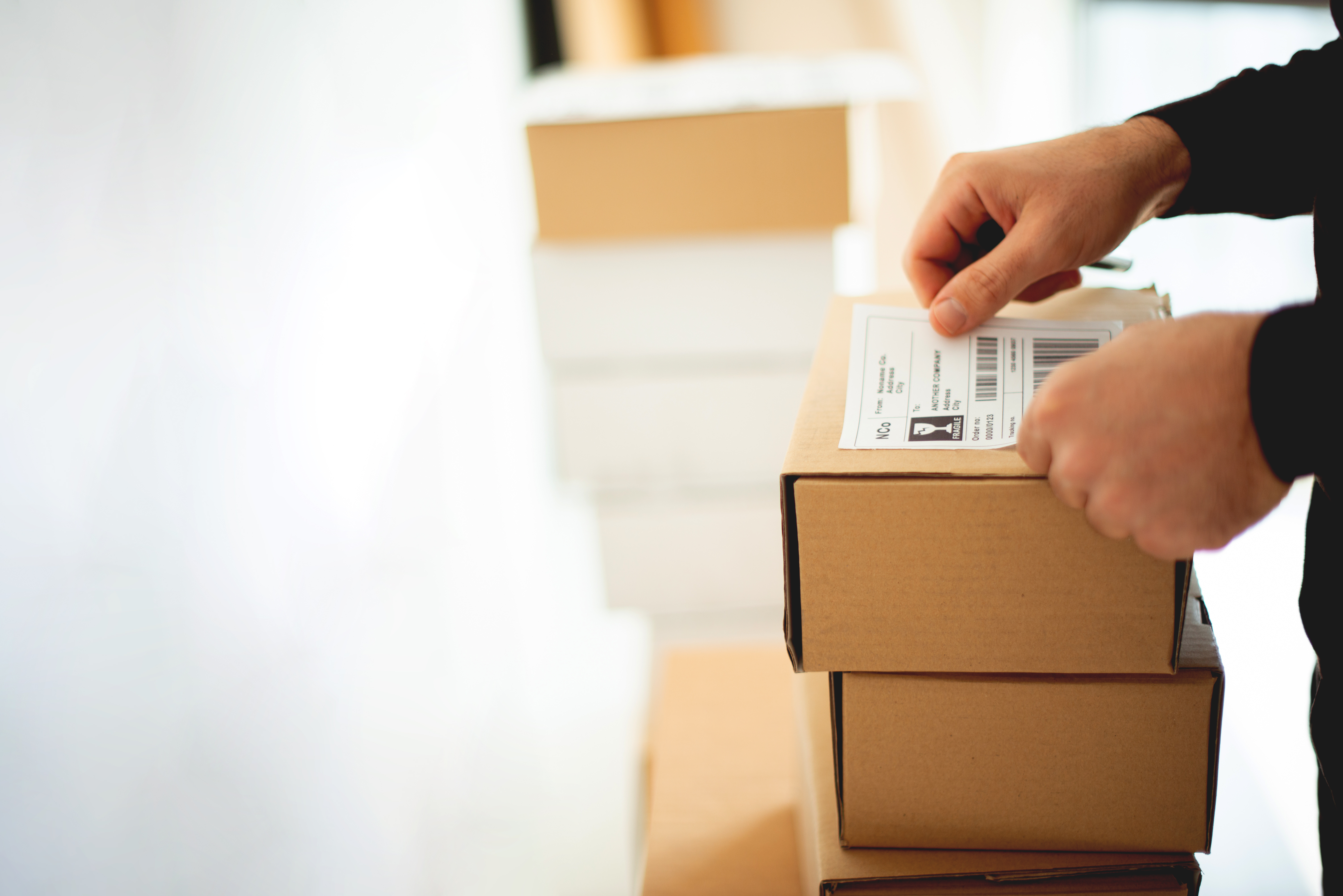 How to Negotiate 3PL Shipping Contracts