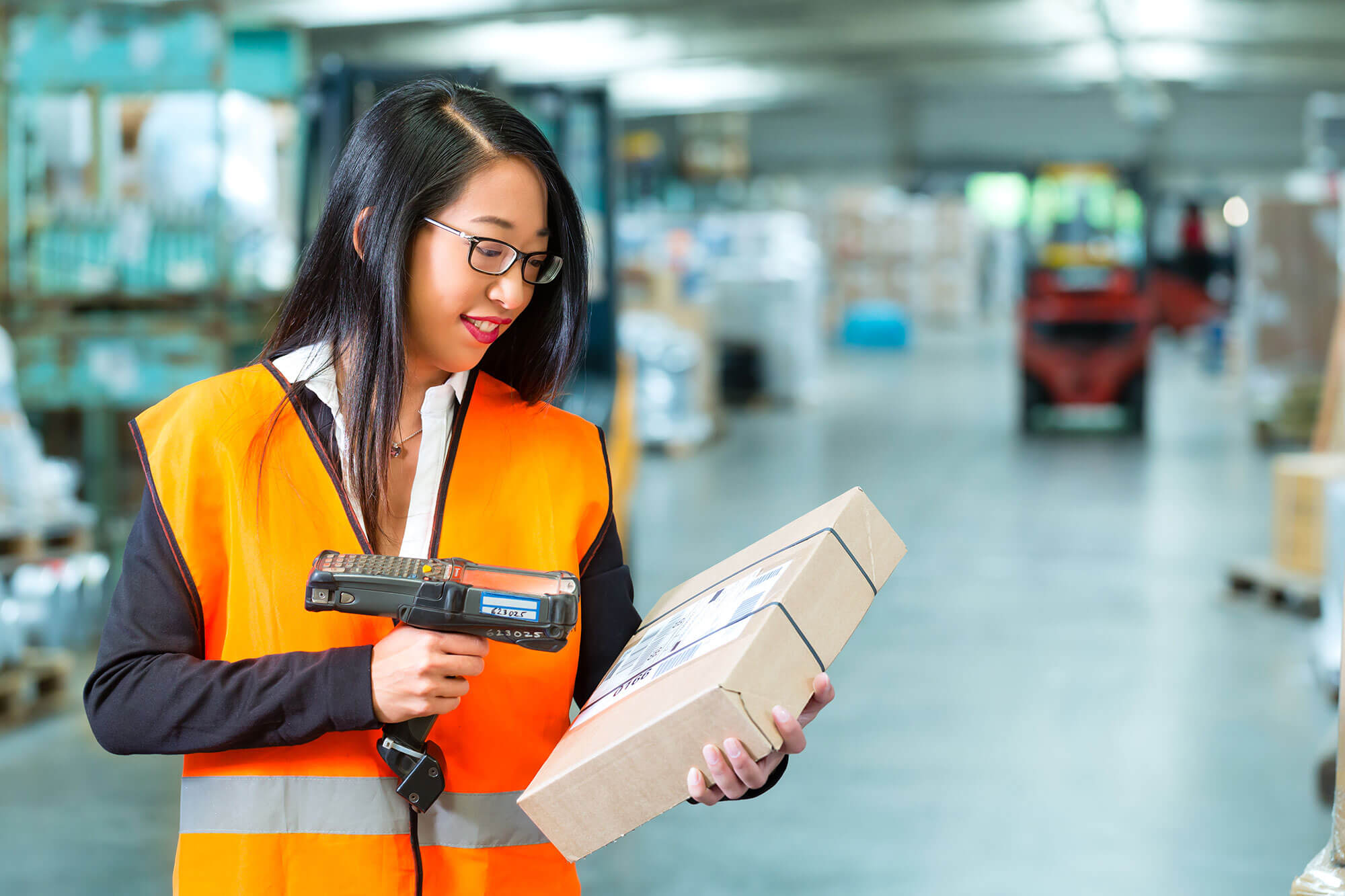 Top 7 Questions For Selecting a Small Parcel Shipping Solution